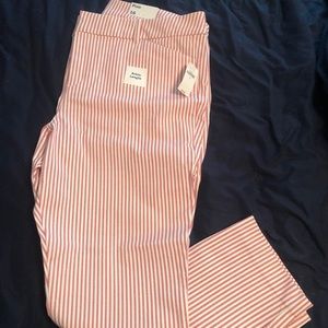 Old Navy Red/White striped ankle length pixie pant